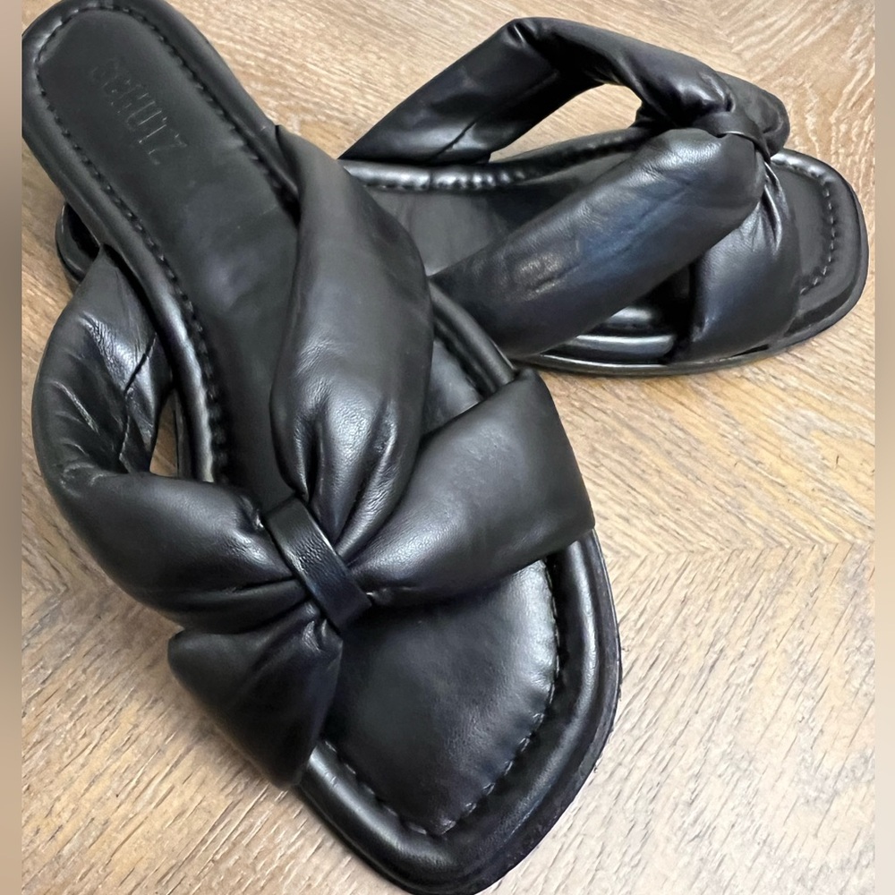 Schutz Fairy Leather Sandals NWOT